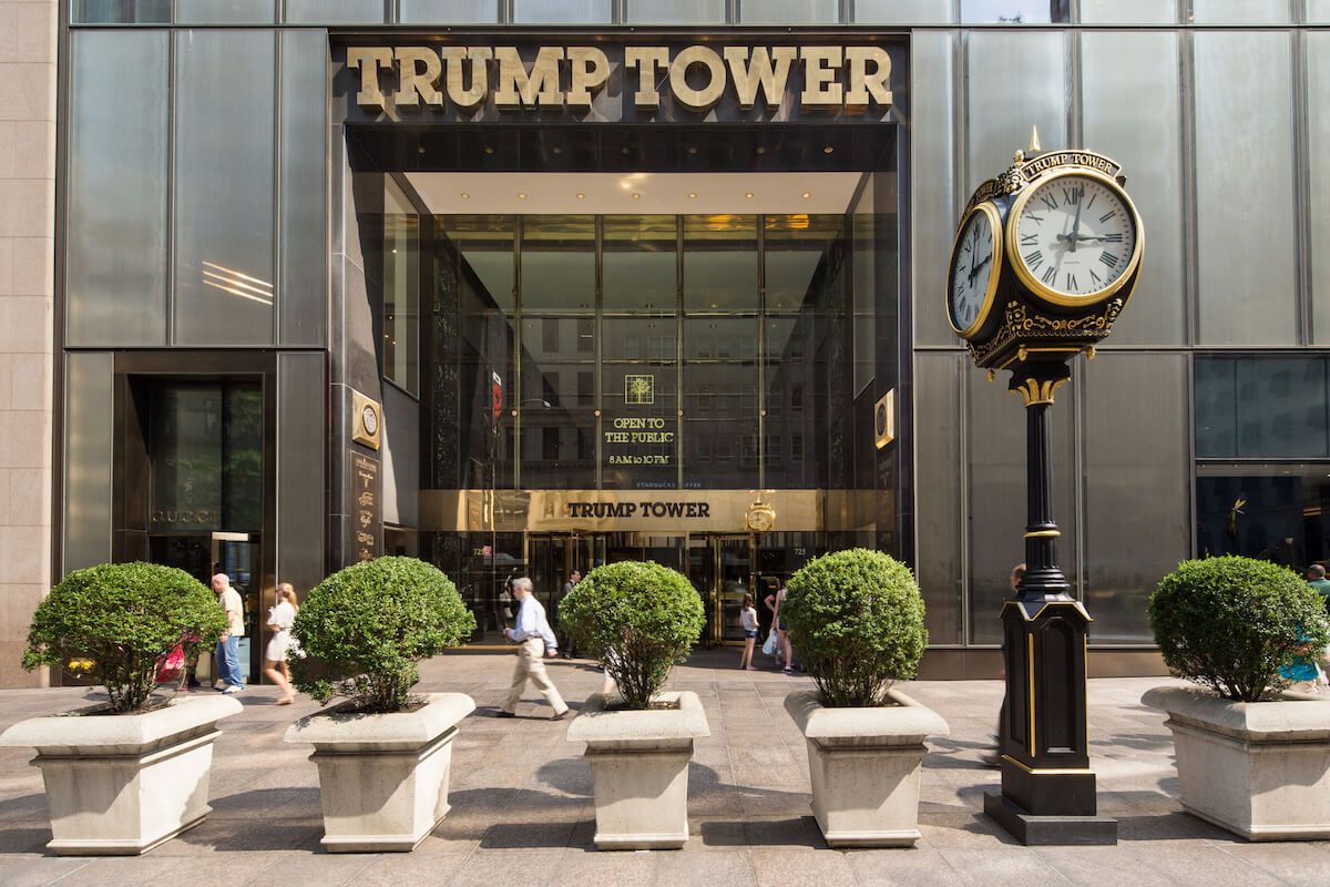 TRUMPTOWERNY_Entrance_2.jpg
