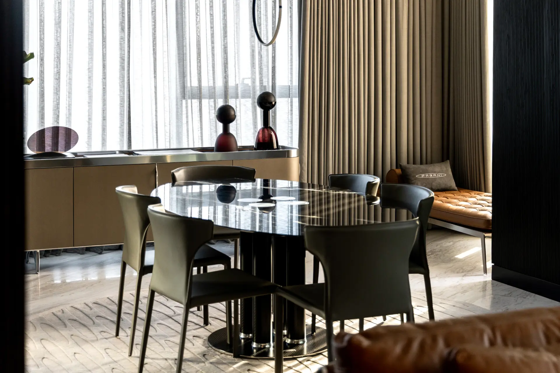 davinci-tower-by-pagani-dining-area-round-table