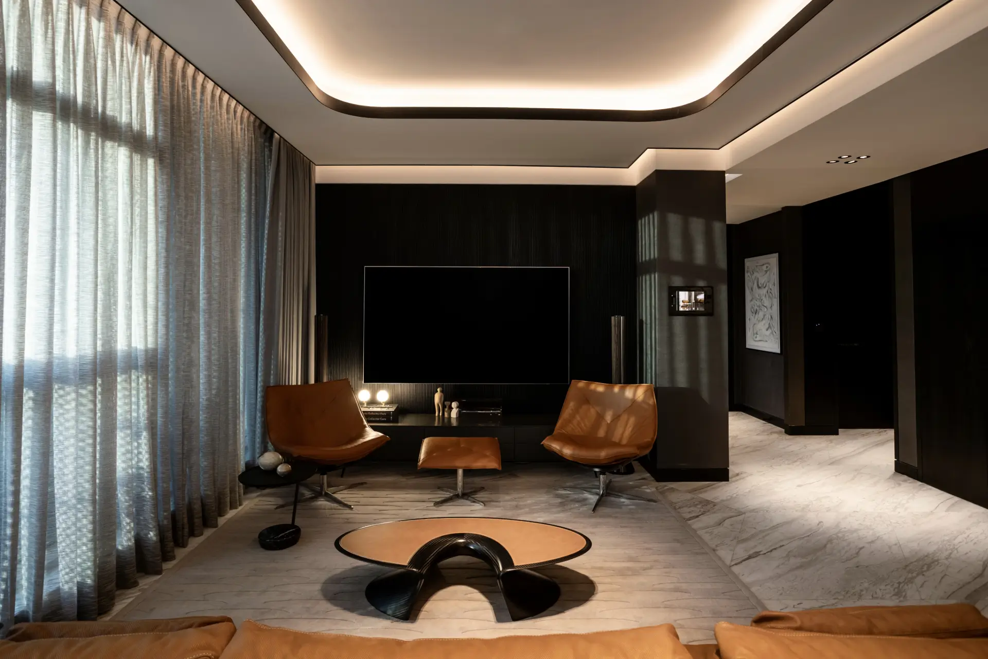 davinci-tower-by-pagani-living-room-with-leather-chairs