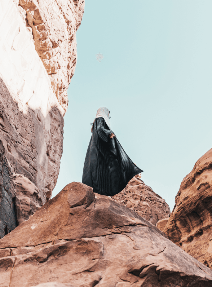 A YOUNG AND URBANIZED POPULATION